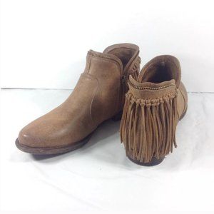Booties with fringe and zipper detail